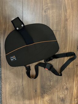 TĚHOTENSKÝ PÁS DO AUTA BESAFE - 2