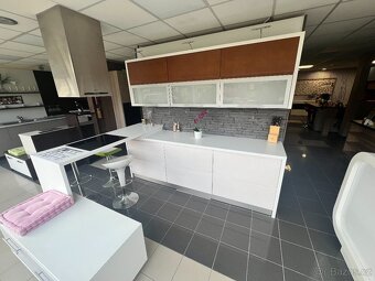 SKLADOVÉ KUCHYNĚ - 2