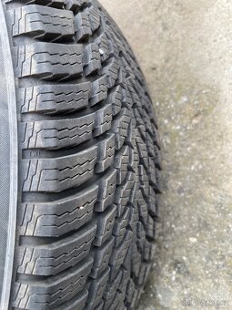 Zimni pneu 175/65/R15 nokian snowproof1 + zdarma letni sada - 2