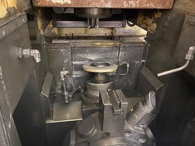 CNC vertikální soustruh EMAG VSC 250 DS - 2