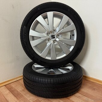 ZÁNOVNÍ SEAT ARONA 5x100 ET48+LETNÍ 205/55R17 7mm - 2