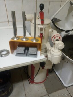 Plnička na 15 kg masa elektrická - 2