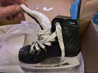 Brusle bauer prodigy Y10 - 2