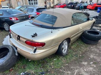 Dily Chrysler Sebring střecha motor 2.5i Automat - 2