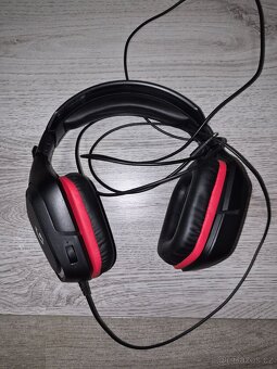 Sluchátka Logitech G332 - 2