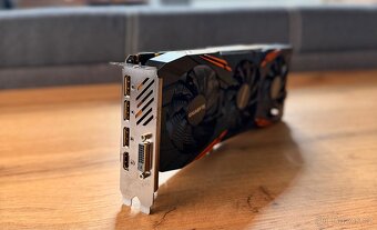 NVIDIA GeForce GTX 1070 GIGABYTE Gaming G1 8GB - 2