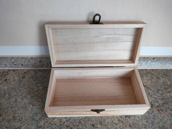 Dřevěná krabička na drobnosti/šperkovnice, - 2