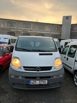 Opel Vivaro - 2