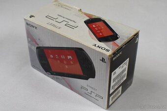Sony Playstation Portable Street 1004 (Zánovní) Kompletní - 2
