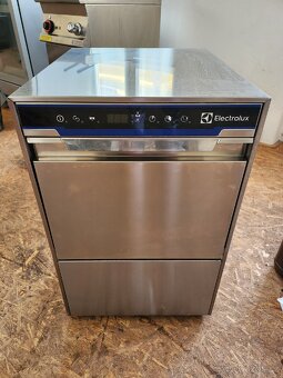 Barová myčka Electrolux - 2