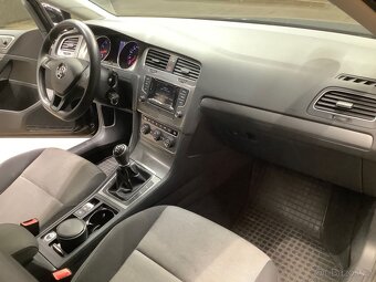 Volkswagen Golf 7 VII 1.2 Tsi 77KW 11/2014 168 tkm VYHŘ. SED - 2