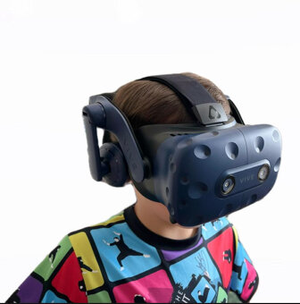 HTC Vive Pro - 2