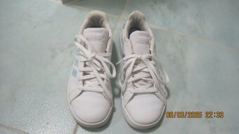 Krásné tenisky ADIDAS, vel. 34 - 2