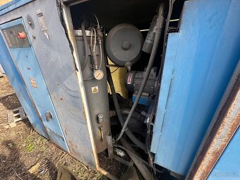 Šroubový kompresor SCHNEIDER 12 tis. l/min - 2
