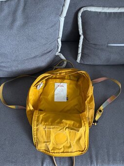 batoh Fjällräven Kånken Laptop 15” Ochre – 18 l - 2