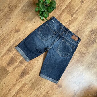 Džínové pull & bear kratasy - 2