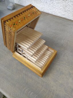 Retro krabička na cigarety - 2