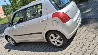 Suzuki Swift 1.3 BENZIN - 2