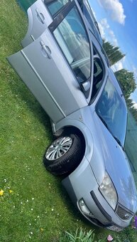 Ford Mondeo - 2