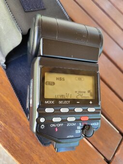 Blesk Minolta 5600HS-D - 2