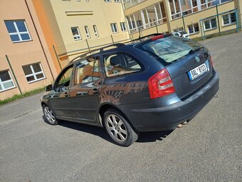 Škoda Octavia 2, 2.0 tdi, rv 2004, DSG - 2