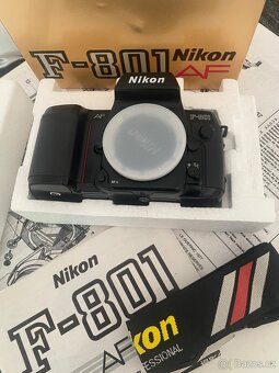 Nikon F-80 - 2