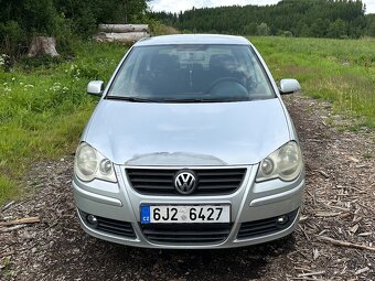 Volkswagen Polo - 2