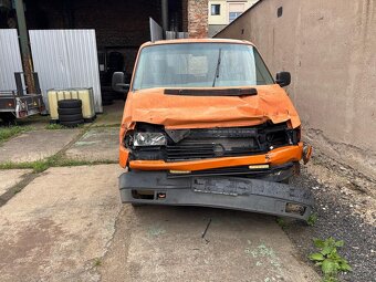 Volkswagen Transporter t4 2.4D - 2