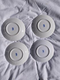 porcelánové podšálky modrý vzor kytky - China - 2