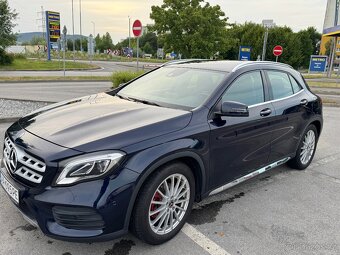MERCEDES BENZ GLA 200d 4Matic automat - 2