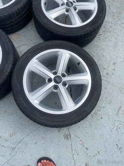Originál alu kola AUDI 7,5Jx17” ET43 5x112 pneu 235/45/17 - 2