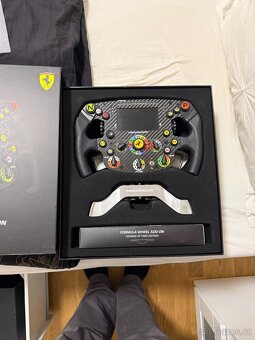 Thrustmaster T300RS + SF1000 Add-On + Wheelstand Pro - 2