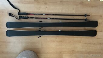Lyže Elan 140 cm + hůlky - 2