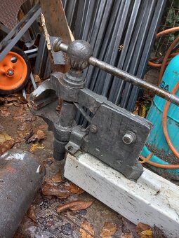 Kovařsky sverak - 2