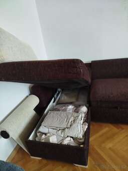 Rozkládací gauč s úložným prostorem - 2