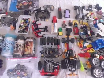 Velké množství Originální LEGO z různých Setů plus FIGURKY - 2