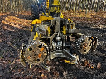 Probírkový harvestor Timberjack 870 - 2