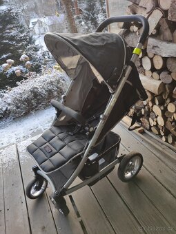 Kočárek rychle a levně (sleva na 390) VALCO baby ZEE - 2