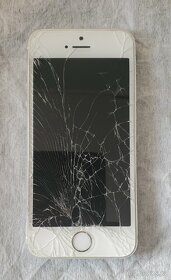 iPhone 5s - 16Gb na náhradní díly - 2