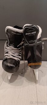 Dětské brusle Bauer Supreme EU 38,5 - 2