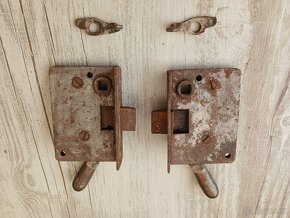 Aero 30 zámky dveří P+L - 2