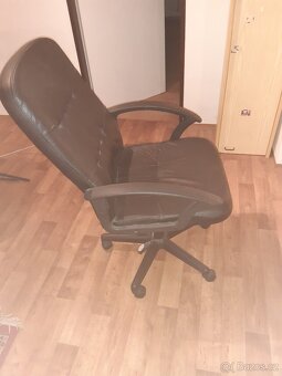 koženková kancelářská židle - 2