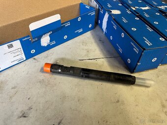 Vstřikovače R03701D Hyundai Teraccan 2.9 CRDI - 2