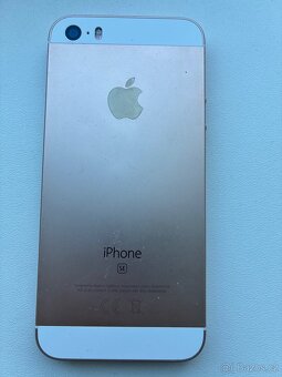 IPhone SE na díly - 2