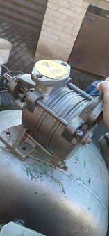 Darling a čerpadlo - 2