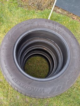 Prodám sadu zimních pneu 215/60R16 - 2