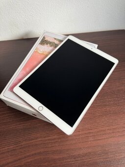 iPad Pro 10,5" (2017) 64GB růžový - 2