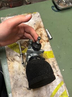 Karburátor dellorto 19 - 2