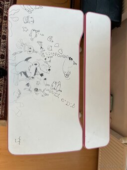 Prodám dětský stůl - 2