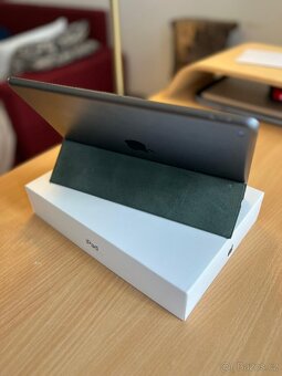 Apple iPad 8, 32 GB, Space Gray + pouzdro - 2